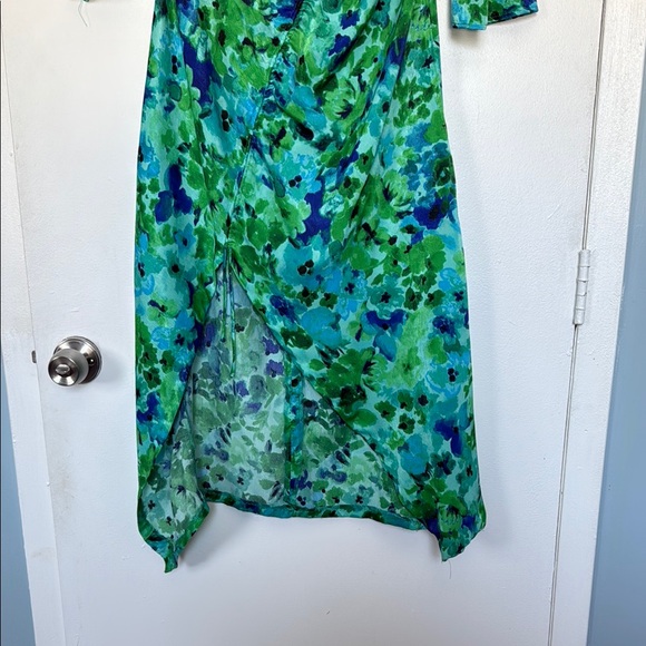 Zara Floral Green and Blue Dress - Picture 3 of 5